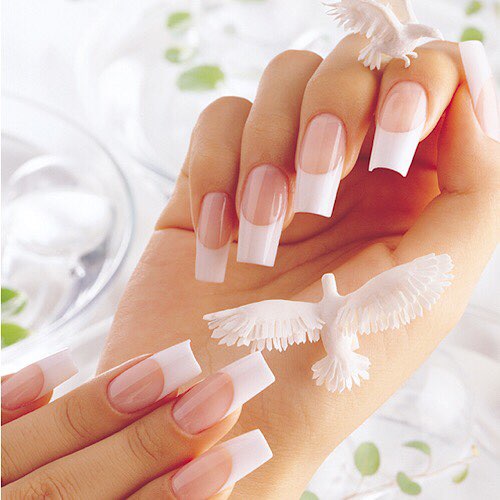 BAMBOO NAILS & SPA - Gel Nails